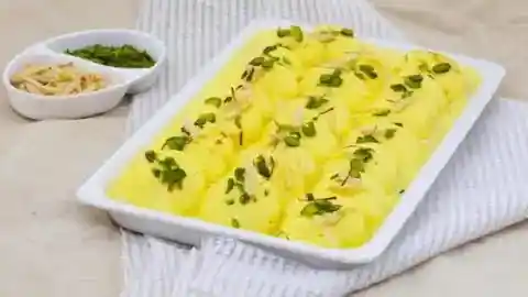 ब्रेड से भी बना सकते हैं सॉफ्ट रसमलाई,